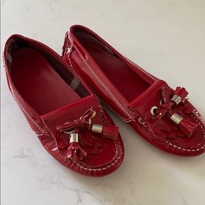 Burberry red patent leather driving shoes